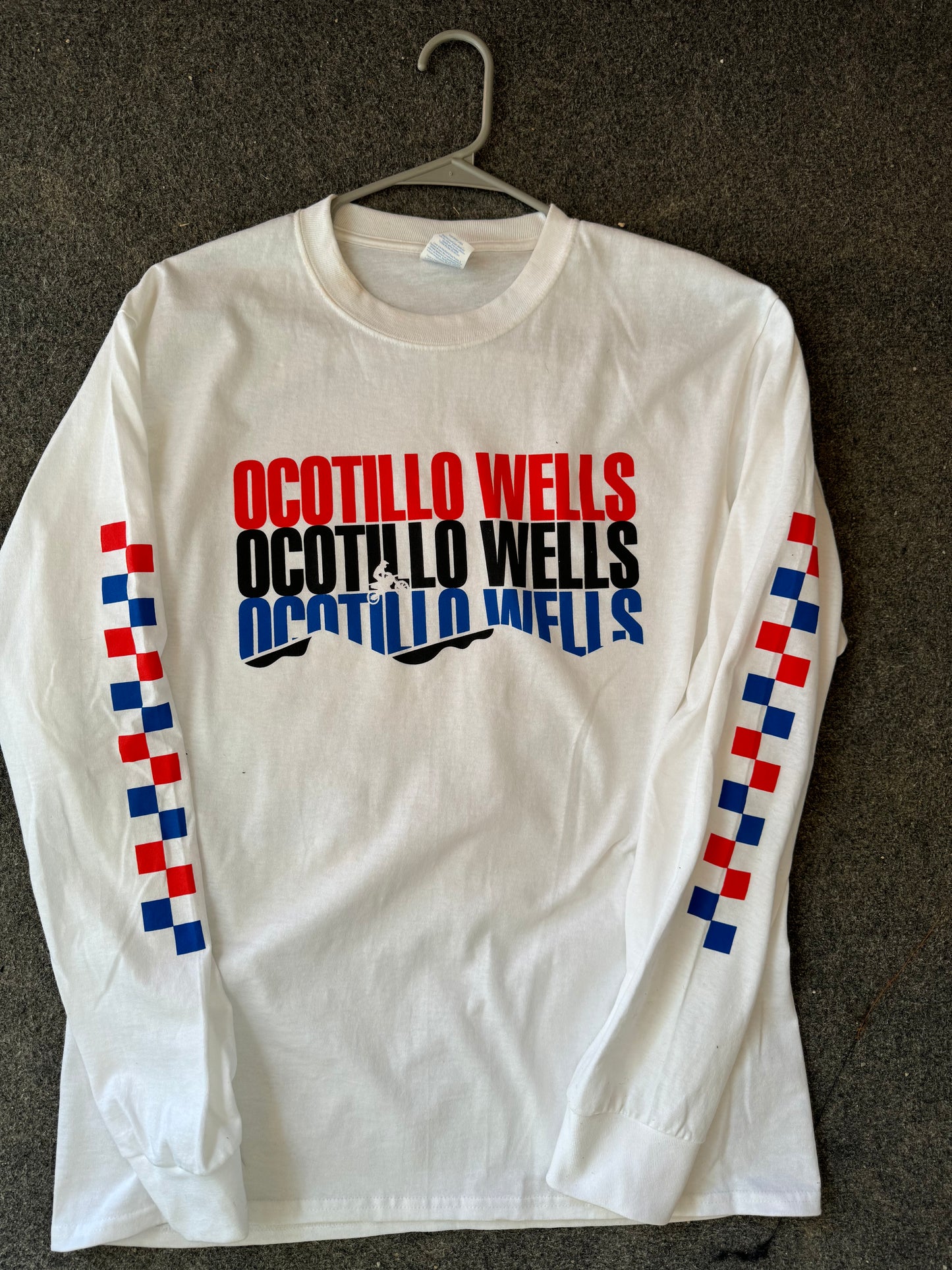 I survived New Years + OW RETRO LONG SLEEVE